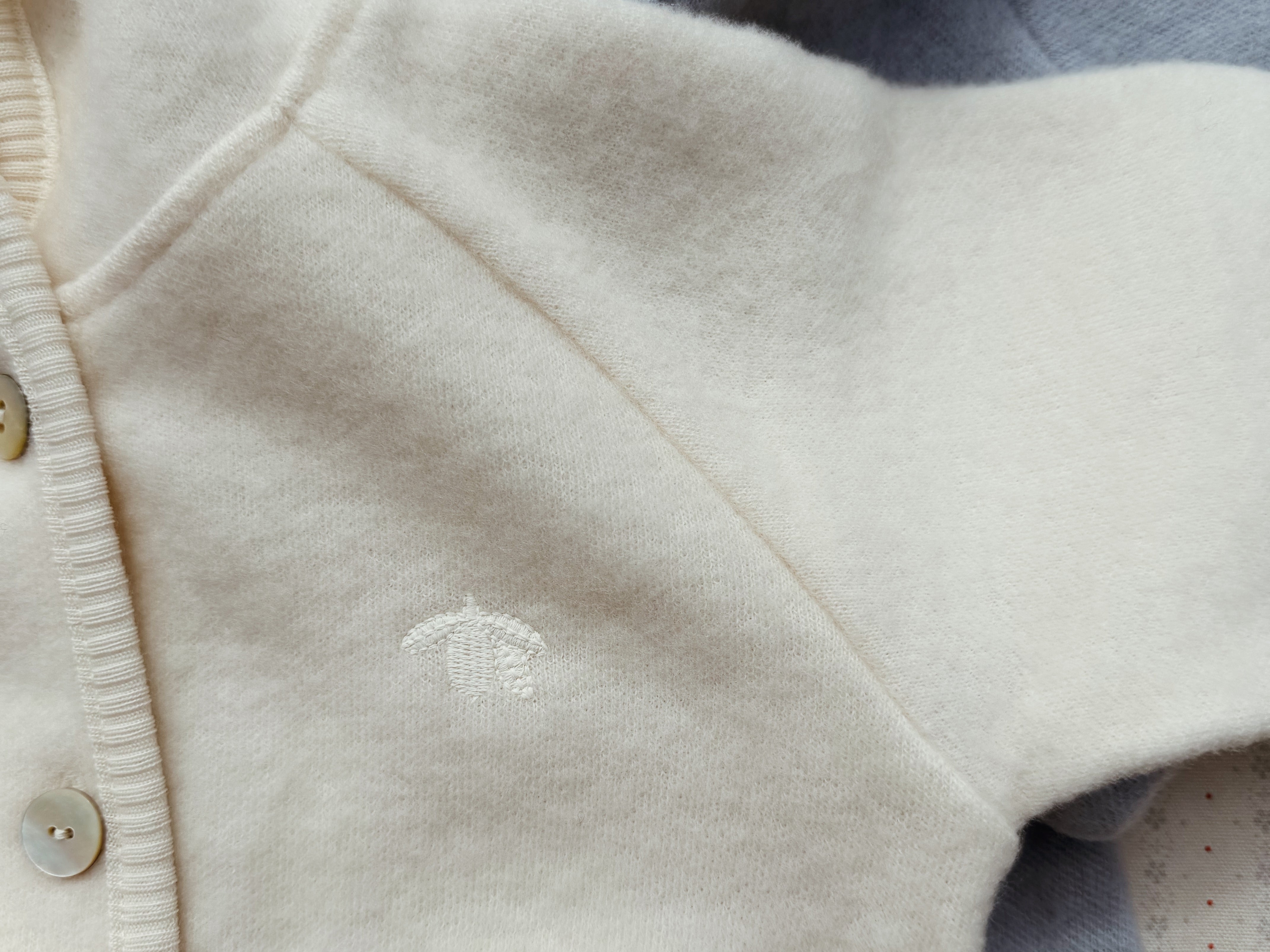 Konges Sløjd A/S ONESIES off white
