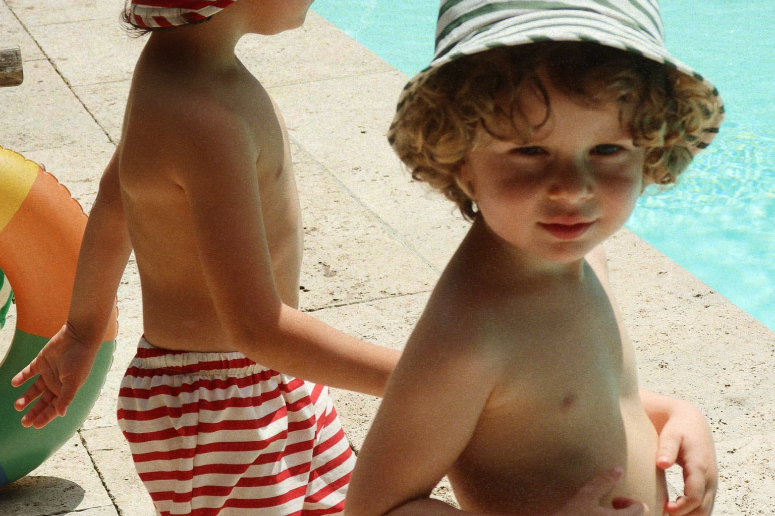 Konges Sløjd A/S SWIMSHORTS stripe verti