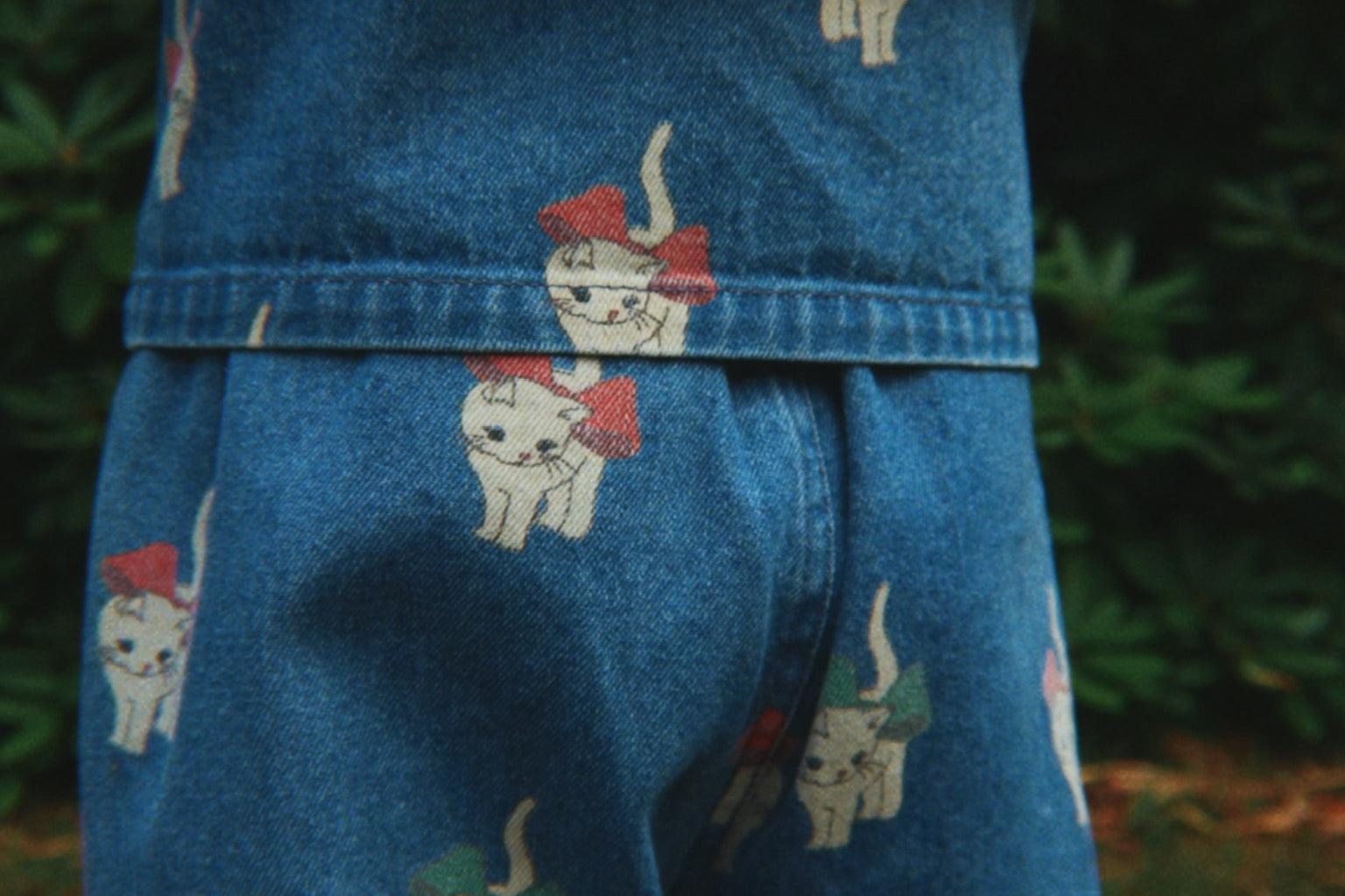 Konges Sløjd A/S WOVEN PANTS bow kitty denim